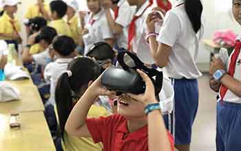 小学引进VR课堂，到底有没有用